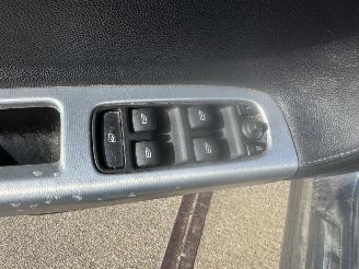 Volvo V-50 1.6 D2 Kinetic picture 6