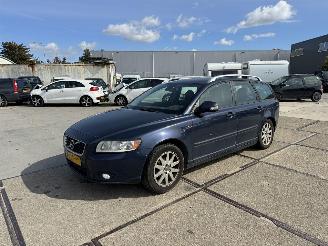 Avarii autoturisme Volvo V-50 1.6 D2 Kinetic 2012/1