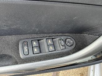 Peugeot 308 1.6 VTi  SW  Active picture 6