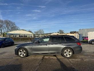 BMW 3-serie 320d Touring picture 18