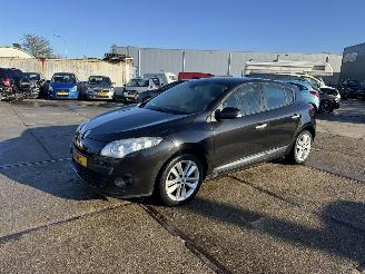 skadebil auto Renault Mégane 1.6 Celsium 2010/10