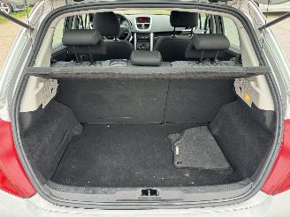 Peugeot 207 1.4 VTI Urban Move picture 14