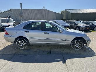 Mercedes C-klasse 200 K Avantgarde picture 24