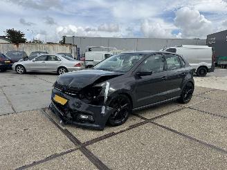 krockskadad bil auto Volkswagen Polo 1.2 TSI Comf. Line 2017/3