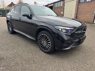 Damaged car Mercedes GLC 300 de 4MATIC Off-Roader PANO leder 2024/1