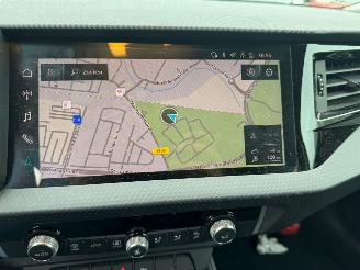 Audi A1 Citycarver 1.0 Keyless entry & Go Virtual NAVI picture 19