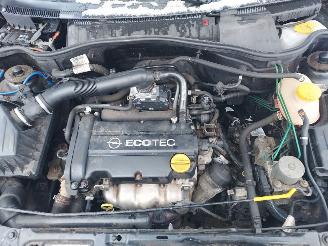 Opel Corsa 1.2 AUTOMAAT  109000KM !!! picture 10