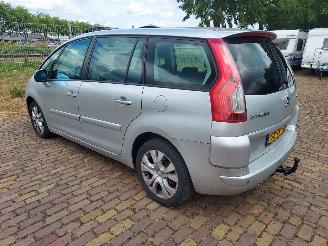 Citroën C4-picasso 1.8iAmbiance 7 persoons + Apk picture 4