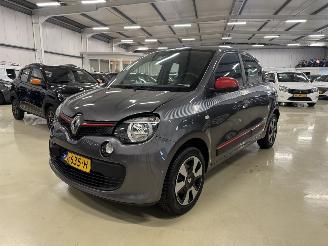 krockskadad bil auto Renault Twingo 1.0 SCe Collection 52kw AIRCO 2016/4