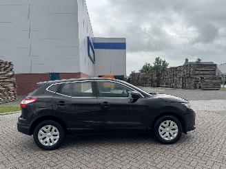Unfallwagen Nissan Qashqai 1.5 DCI  81Kw AIRCO 2015/1