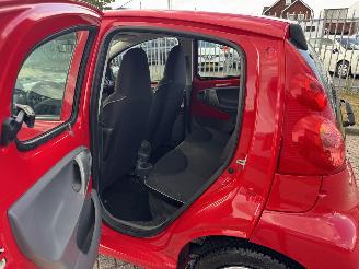 Peugeot 107 1.0 12V XS picture 11