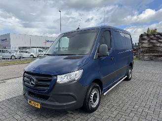 skadebil bedrijf Mercedes Sprinter 311 CDI Automaat  NAVI Euro6 2020/3