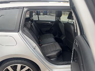 Volkswagen Golf 1.6 TDI DSG Highline picture 15