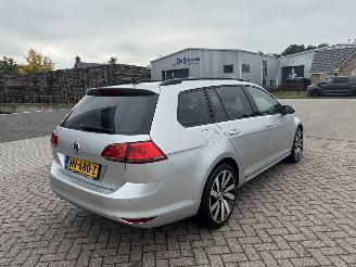 Volkswagen Golf 1.6 TDI DSG Highline picture 3