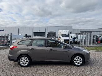 Ford Focus 1.6 TDCi 77Kw Airco Euro5 picture 2
