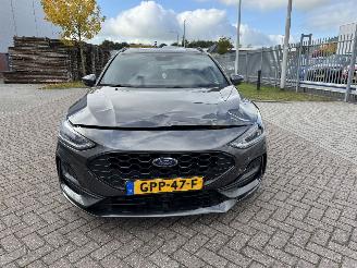 Ford Focus 1.0 EcoBoost Hybrid ST Line picture 8