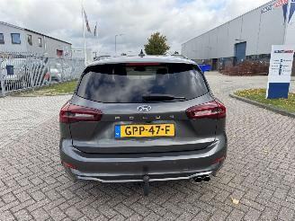 Ford Focus 1.0 EcoBoost Hybrid ST Line picture 7