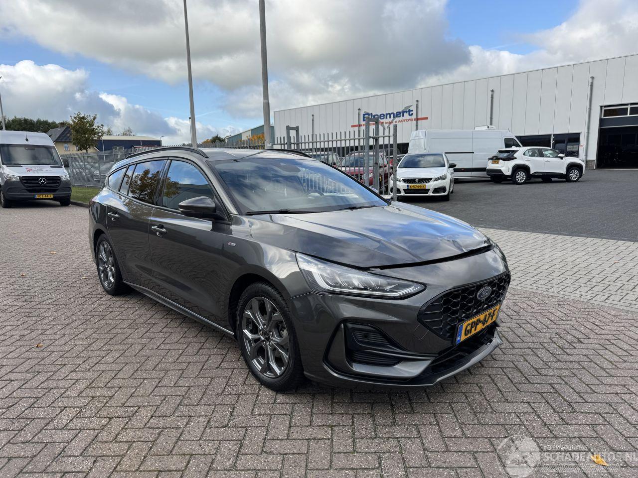 Ford Focus 1.0 EcoBoost Hybrid ST Line