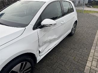 Volkswagen e-Golf Clima - Navi  37525 KM !!!! picture 10