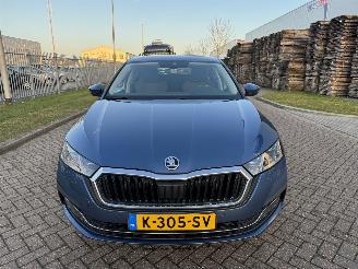 Skoda Octavia 1.5 TSI 150Pk  Navi picture 5