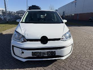 Volkswagen Up! 1.0 48kw Clima picture 13