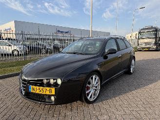 skadebil auto Alfa Romeo 159 1.9 JTD TI 110Kw Clima 2008/1