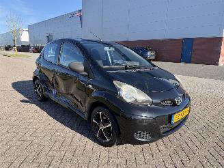 Toyota Aygo 1.0 12V AIRCO picture 4
