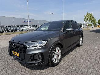 uszkodzony samochody osobowe Audi SQ7 4.0 V8 TDI Grijs Kenteken 2020/10