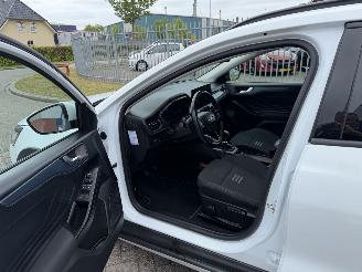 Ford Focus 1.0 Ecoboost Hybrid ACTIVE X picture 5
