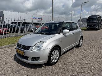 Voiture accidenté Suzuki Swift 1.3 Shogun 68Kw AIRCO 2008/4