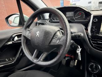 Peugeot 208 1.2 60kw Euro6 - Airco - Navi picture 19
