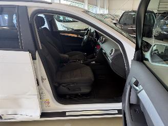 Audi A3 1.4 TFSi 92Kw Clima picture 17
