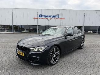 skadebil auto BMW 3-serie 330i M Sort 2019/1