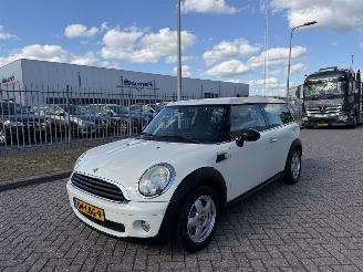 škoda osobní automobily Mini Clubman 1.4 70 kw AIRCO 2010/3