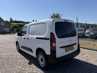 Peugeot Partner 1.5 HDI 96 Kw AUT. 2x schuifdeur picture 3