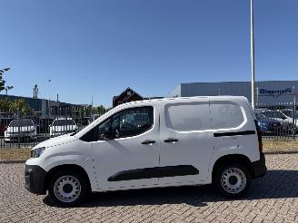 Peugeot Partner 1.5 HDI 96 Kw AUT. 2x schuifdeur picture 2