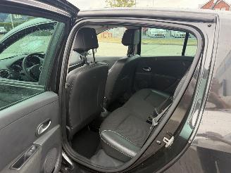 Renault Clio 1.2 TCE 74kw CLIMA picture 12