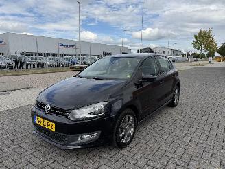 Damaged car Volkswagen Polo 1.2 TSI  66Kw AIRCO 2013/2