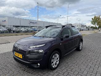 uszkodzony samochody osobowe Citroën C4 cactus 1.2 Pure Tech 60Kw Clima - Navi 2017/9