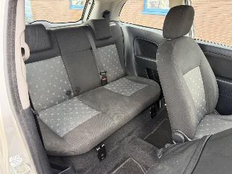 Ford Fiesta 1.3  Style picture 14