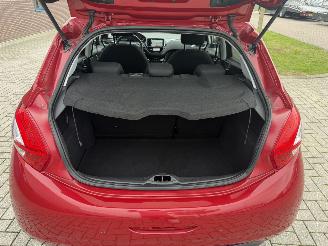 Peugeot 208 1.2 60Kw AUTOMAAT Clima - Navi picture 22