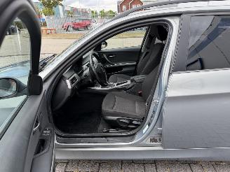 BMW 3-serie 320i  Automaat picture 10