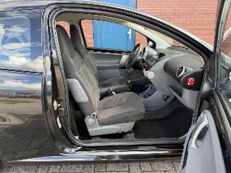 Citroën C1 1.0 Seduction AIRCO picture 17