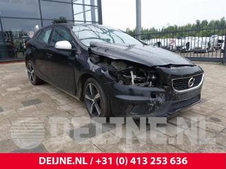 Volvo V-40 V40 (MV), Hatchback 5-drs, 2012 / 2019 2.0 D2 16V picture 1