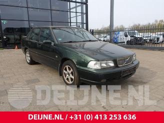 Salvage car Volvo S-70 S70, Sedan, 1996 / 2000 2.4 20V 1999/9