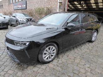 Damaged car Opel Astra Sports Tourer Business Edition 2023/9