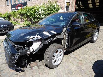 krockskadad bil auto Audi A3 Sportback 2020/12