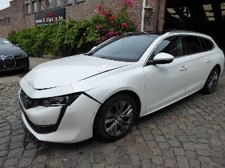 krockskadad bil auto Peugeot 508 SW Allure 2020/1
