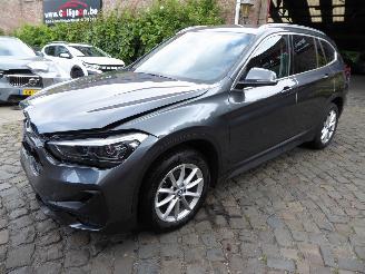 krockskadad bil auto BMW X1 sDrive 18 i Advantage 2021/12