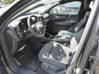 Volvo C-40 Core Recharge Pure Electric 2WD picture 11
